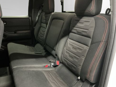 Used 2024 Nissan Frontier PRO-4X w/ Pro Convenience Package AWD/4WD image 13