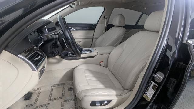 Used 2017 BMW 740i RWD image 14
