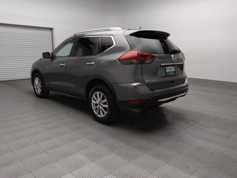 Used 2019 Nissan Rogue SV image 5