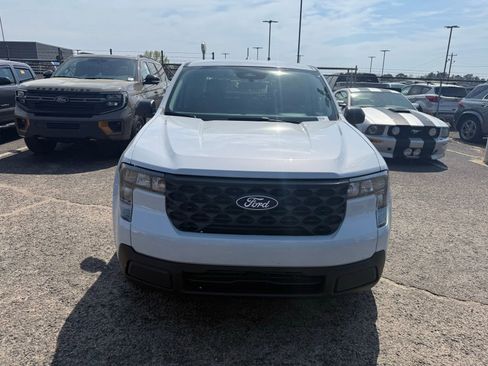 Used 2025 Ford Maverick XL w/ Equipment Group 102A image 2