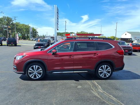 Used 2022 Subaru Ascent Limited w/ Technology Package AWD/4WD image 7