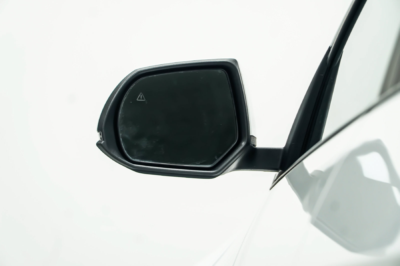 Used 2022 Hyundai Ioniq 5 SE AWD/4WD image 14