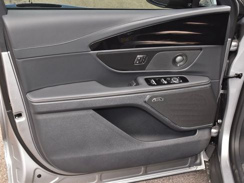 New 2026 Lincoln Nautilus Reserve AWD/4WD image 66