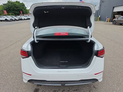 Certified 2023 Nissan Sentra SR w/ SR Premium Package FWD image 26