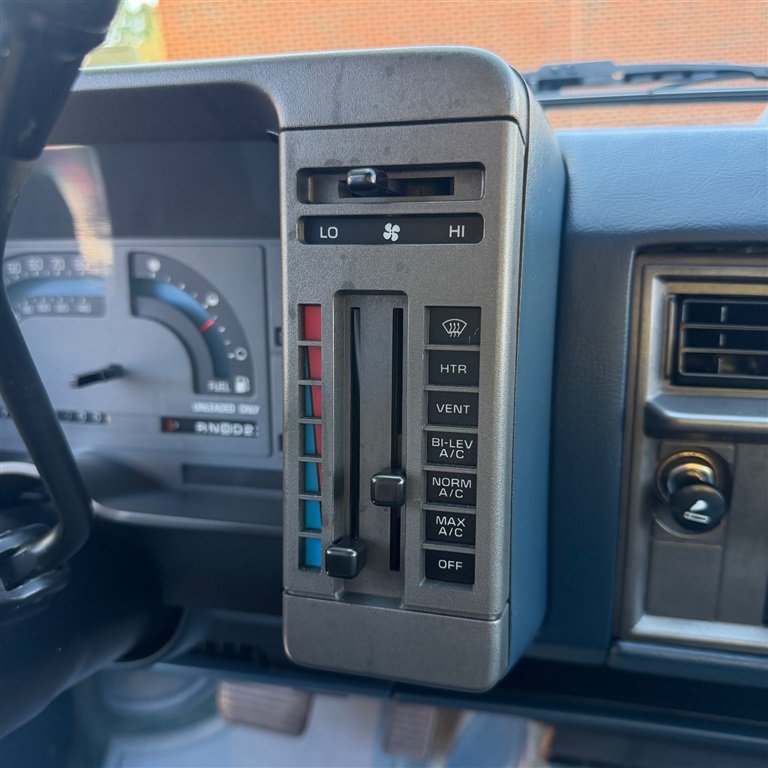 Used 1991 Chevrolet S10 Pickup 2WD Regular Cab image 18