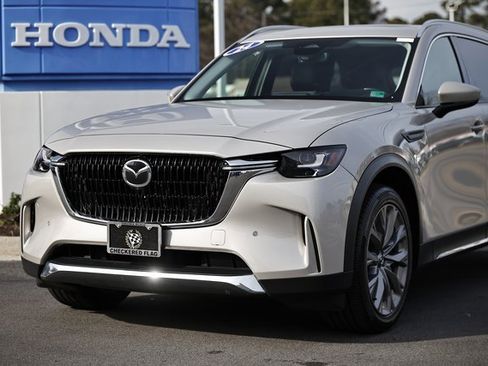 Used 2024 MAZDA CX-90 3.3 Turbo w/ Premium Package image 2