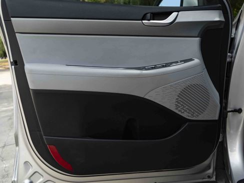 Used 2025 Hyundai Palisade SEL FWD image 34