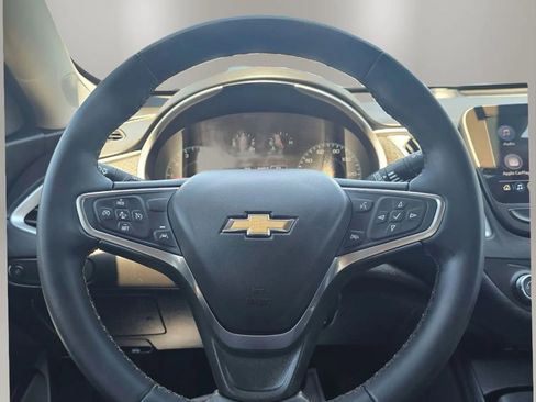 Used 2024 Chevrolet Malibu RS FWD image 13