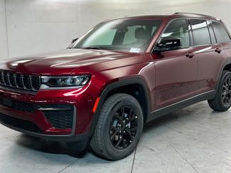 New 2026 Jeep Grand Cherokee Altitude AWD/4WD video 1