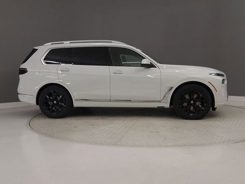New 2026 BMW X7 xDrive40i w/ Climate Comfort Package image 6