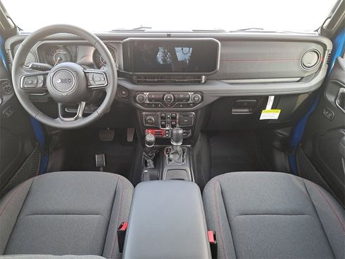 New 2025 Jeep Wrangler Unlimited Rubicon w/ Steel Bumper Group image 9