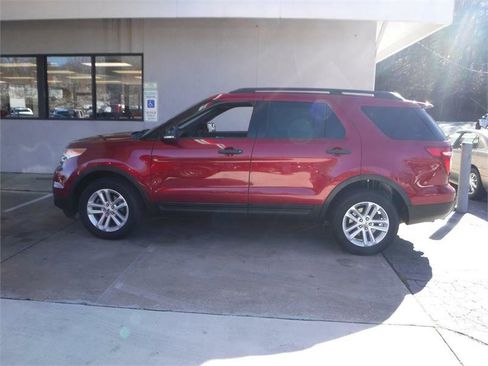 Used 2015 Ford Explorer 4WD image 12