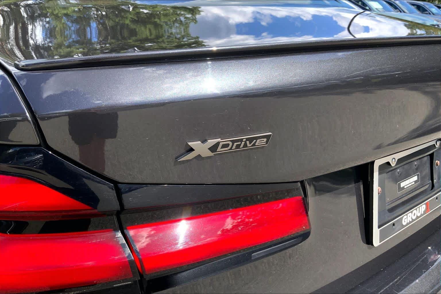 Used 2021 BMW M550i xDrive w/ Executive Package AWD/4WD image 10