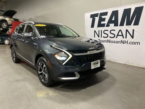 Used 2023 Kia Sportage EX image 1