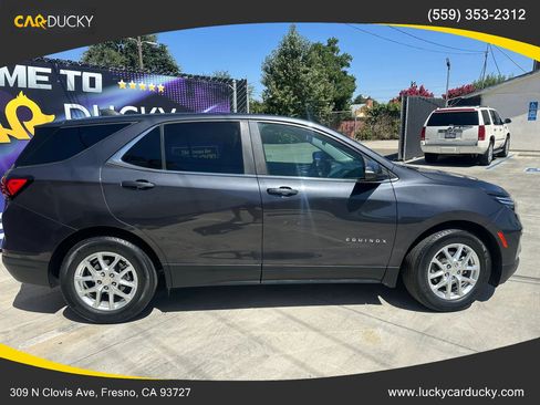 Used 2022 Chevrolet Equinox LT FWD image 3