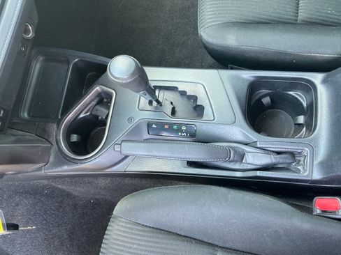 Used 2018 Toyota RAV4 LE w/ Carpet Mat Package FWD image 15