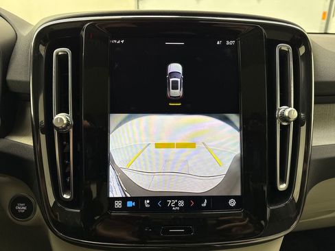 Used 2023 Volvo XC40 B5 Plus w/ Driver Assist Package image 22