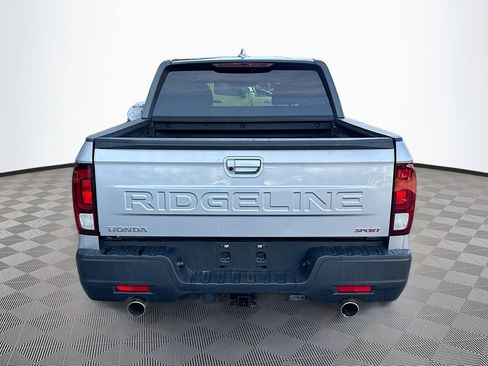 Used 2024 Honda Ridgeline Sport image 7