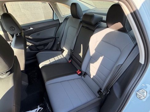 New 2025 Volkswagen Jetta SE image 18