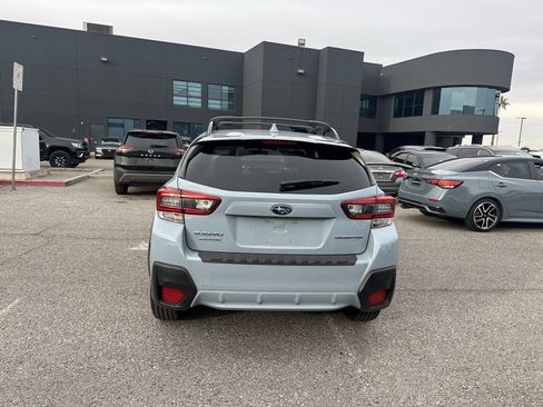 Used 2021 Subaru Crosstrek 2.0i Premium image 6