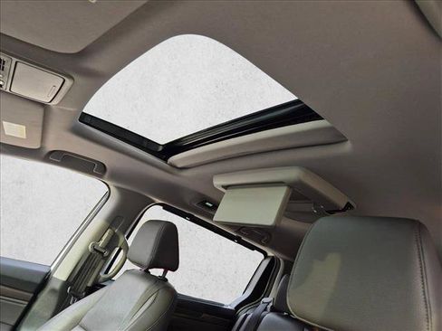 Used 2018 Honda Odyssey Elite image 15