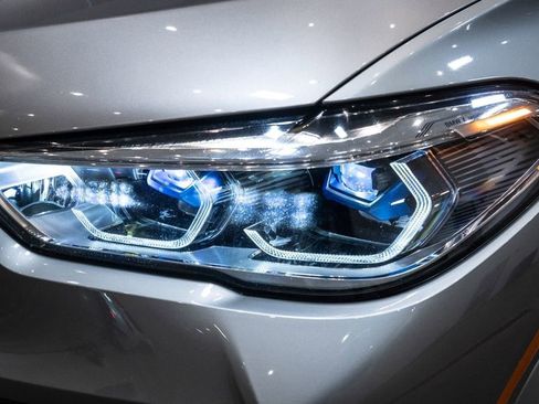 Used 2021 BMW X5 M image 14