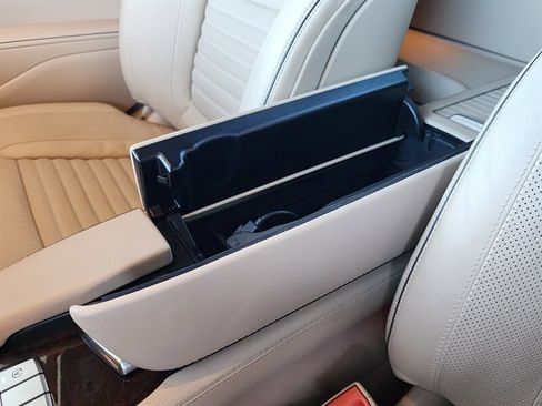 Used 2016 Mercedes-Benz SL 550 w/ Driver Assistance Package image 74