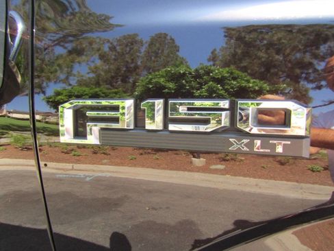 Used 2018 Ford F150 XLT w/ Equipment Group 302A Luxury image 15