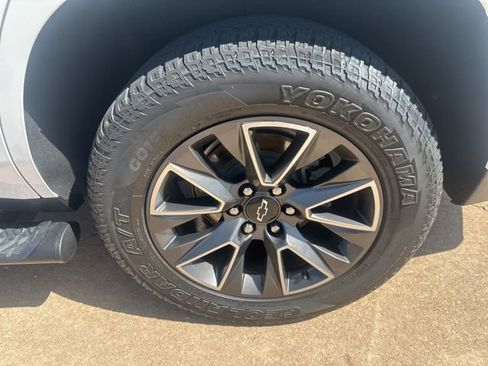 Used 2022 Chevrolet Tahoe Z71 AWD/4WD image 11