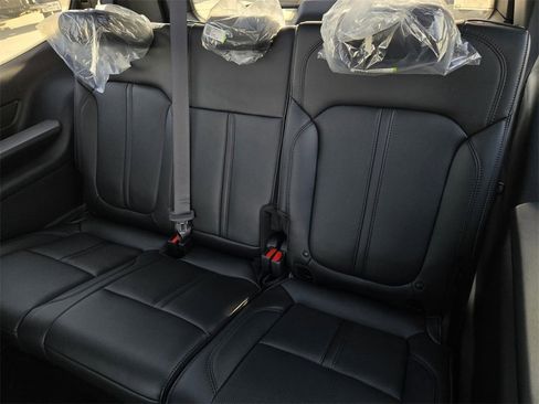 New 2025 Jeep Wagoneer Series II image 15