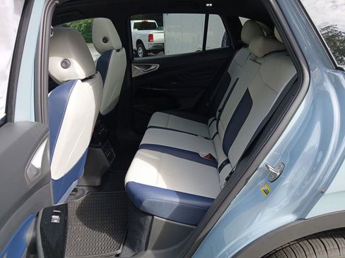 New 2025 Volkswagen ID.4 Pro S Plus image 25