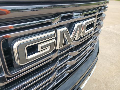 Used 2024 GMC Sierra 1500 Denali Ultimate image 38