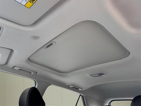 New 2026 Hyundai Venue SEL image 14