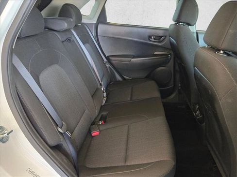 Used 2023 Hyundai Kona SEL AWD/4WD image 19