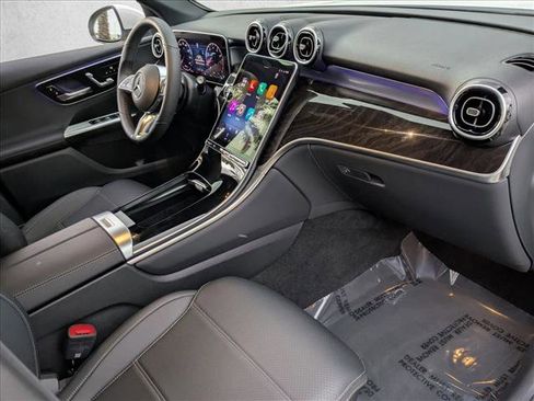 Used 2026 Mercedes-Benz GLC 300 image 21