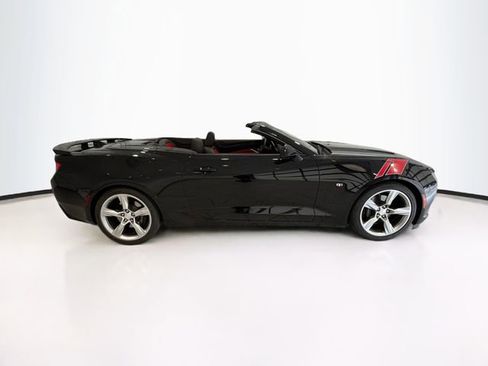 Used 2016 Chevrolet Camaro SS RWD image 7