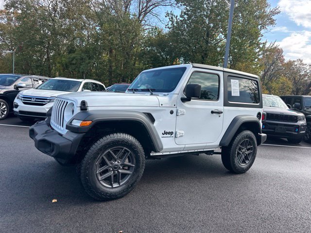 Used 2024 Jeep Wrangler Sport AWD/4WD image 21