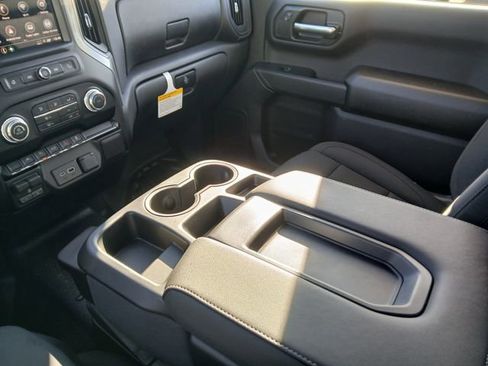 New 2026 GMC Sierra 1500 Pro w/ Pro Value Package AWD/4WD image 23