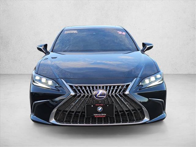 Used 2022 Lexus ES 300h w/ Accessory Package FWD image 2