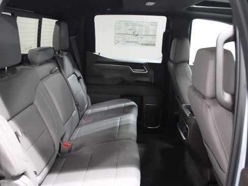 New 2026 GMC Sierra 1500 SLT w/ SLT Premium Plus Package AWD/4WD image 32