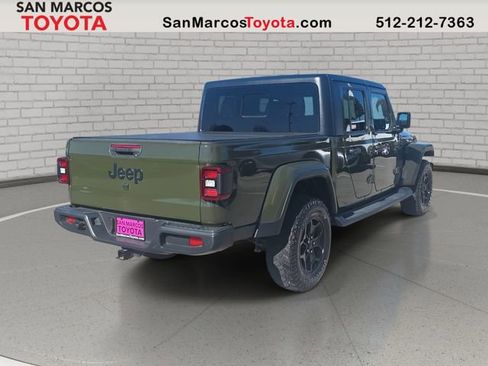 Used 2021 Jeep Gladiator Sport image 5