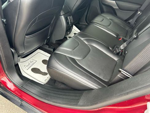 Used 2019 Jeep Cherokee Limited w/ Trailer Tow Group image 9