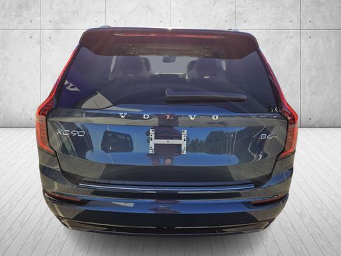 New 2026 Volvo XC90 B6 Ultra w/ Protection Package Premier image 6