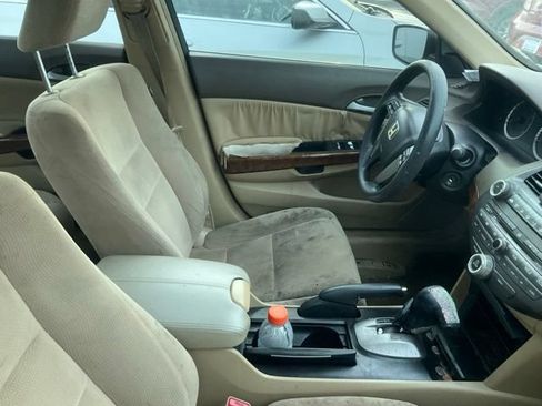 Used 2009 Honda Accord EX image 4