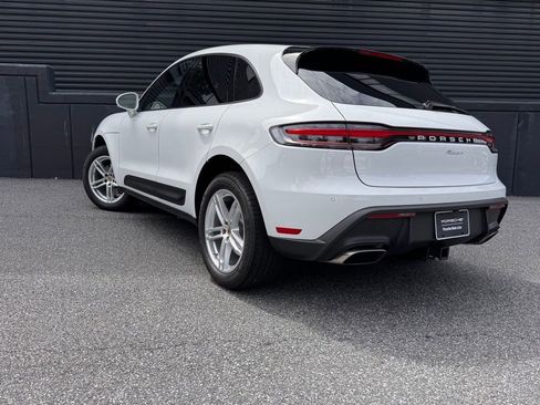 Certified 2026 Porsche Macan AWD/4WD image 8