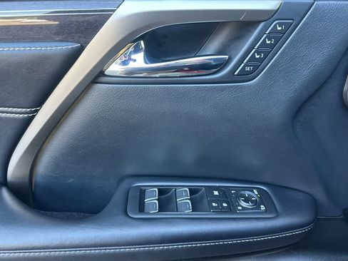 Used 2022 Lexus RX 450h AWD w/ Luxury Package image 12
