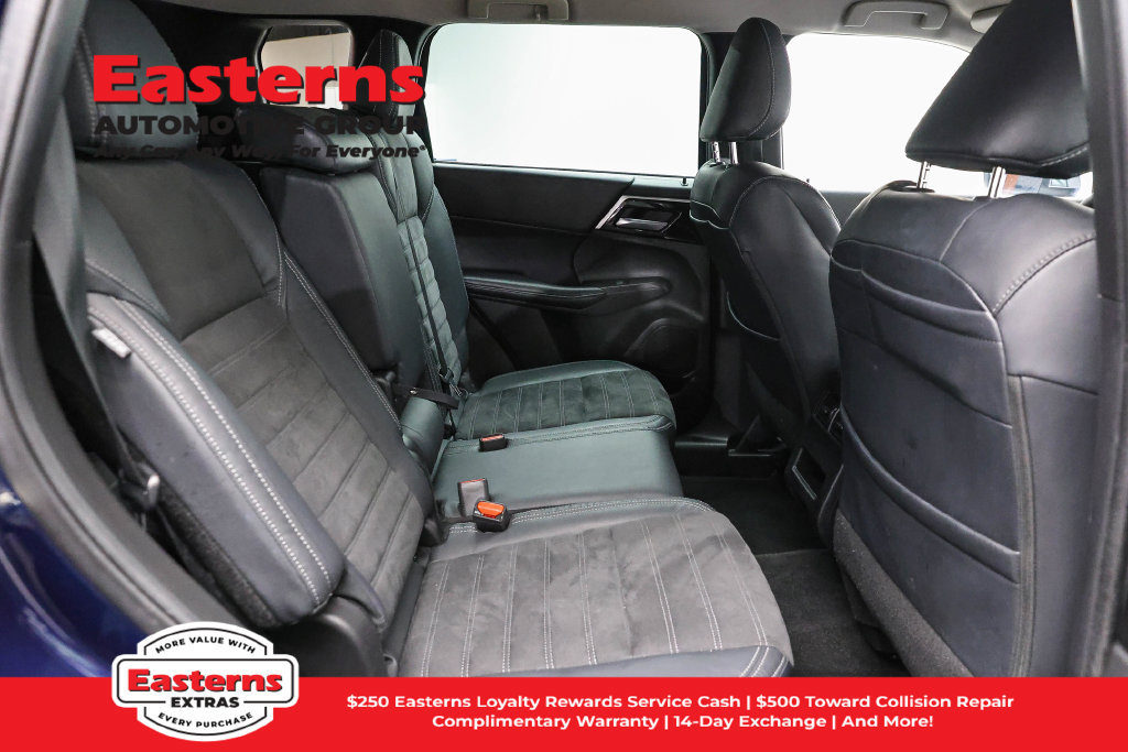 Used 2023 Mitsubishi Outlander SE AWD/4WD image 22