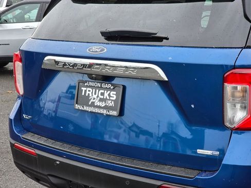 Used 2020 Ford Explorer XLT w/ Comfort Package image 14