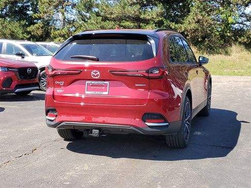 New 2025 MAZDA CX-70 Plug-In Hybrid w/ Premium Pkg image 3