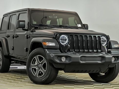 Used 2022 Jeep Wrangler Unlimited Sport AWD/4WD image 1
